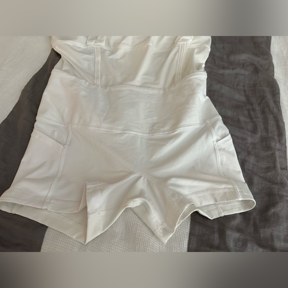 Lululemon Tennis Skirt Size 10 WHITE- Pace Rival Mid-Rise Skirt 15"… - Picture 2 of 3